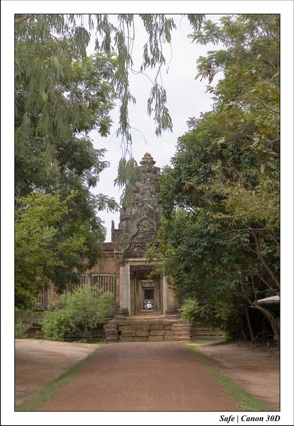2006 - 07 - Temple angkor - Bantea Samre 02